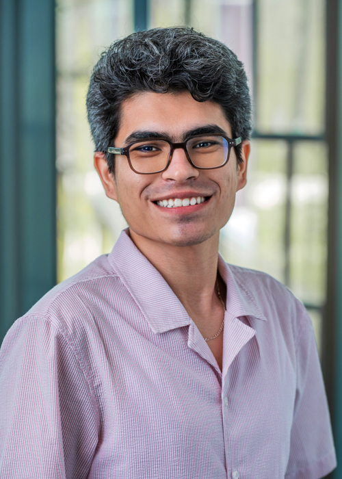 Erfan Zarafshan headshot