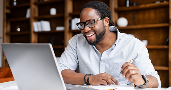 Man looking at a computer screen.